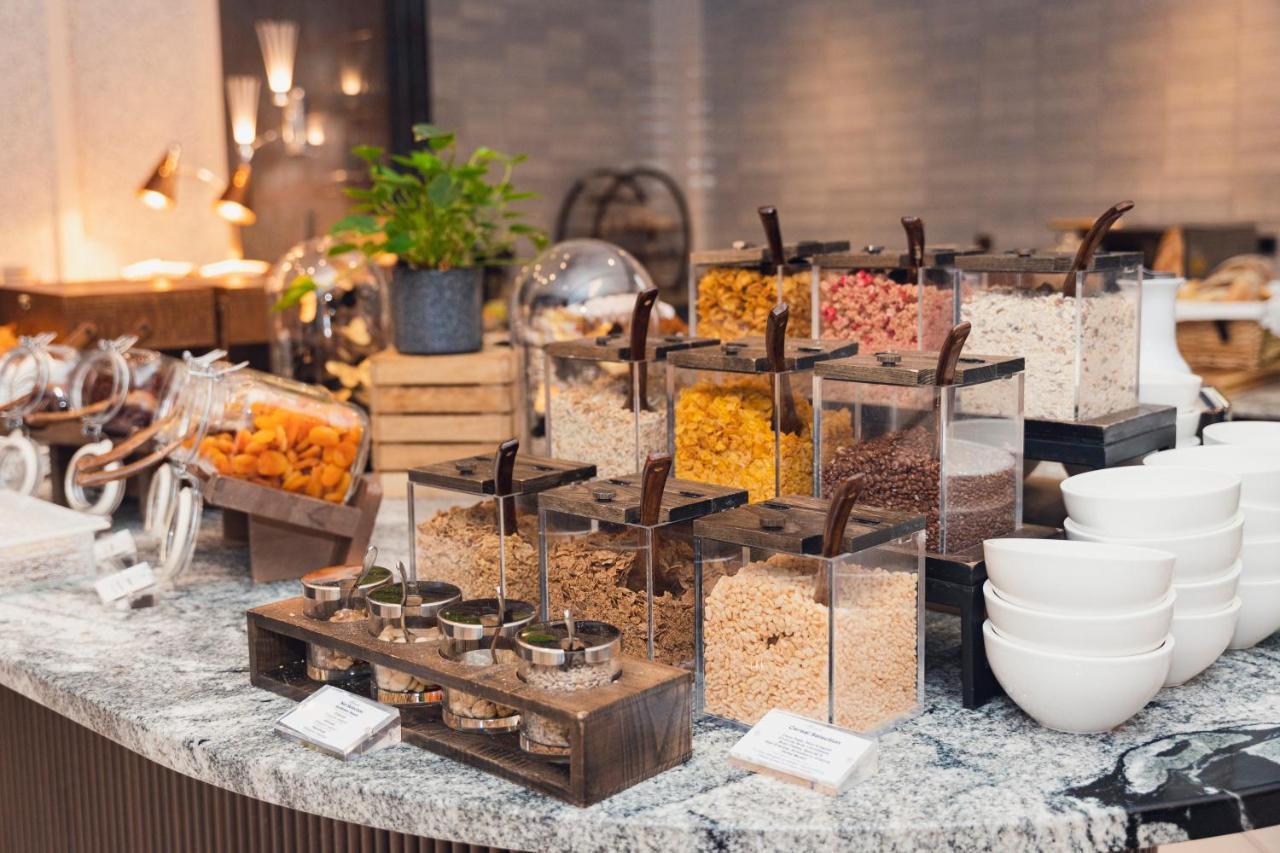Hotel Fairmont Windsor Park Esterno foto